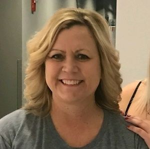 Meet your Posher, Denise